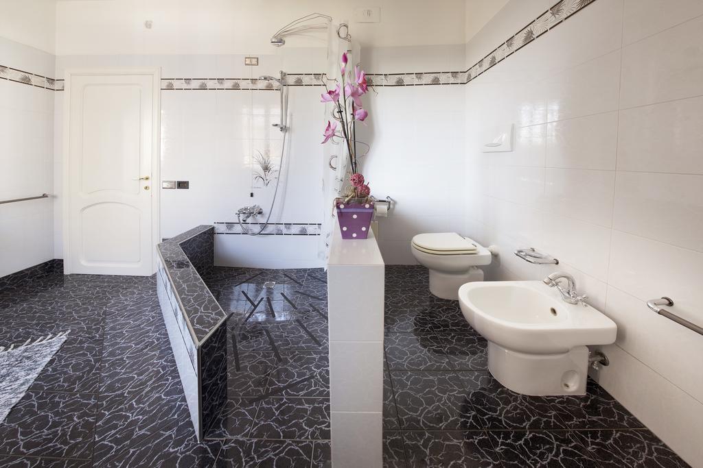 Dimora Rinaldi Apartment Empoli Luaran gambar