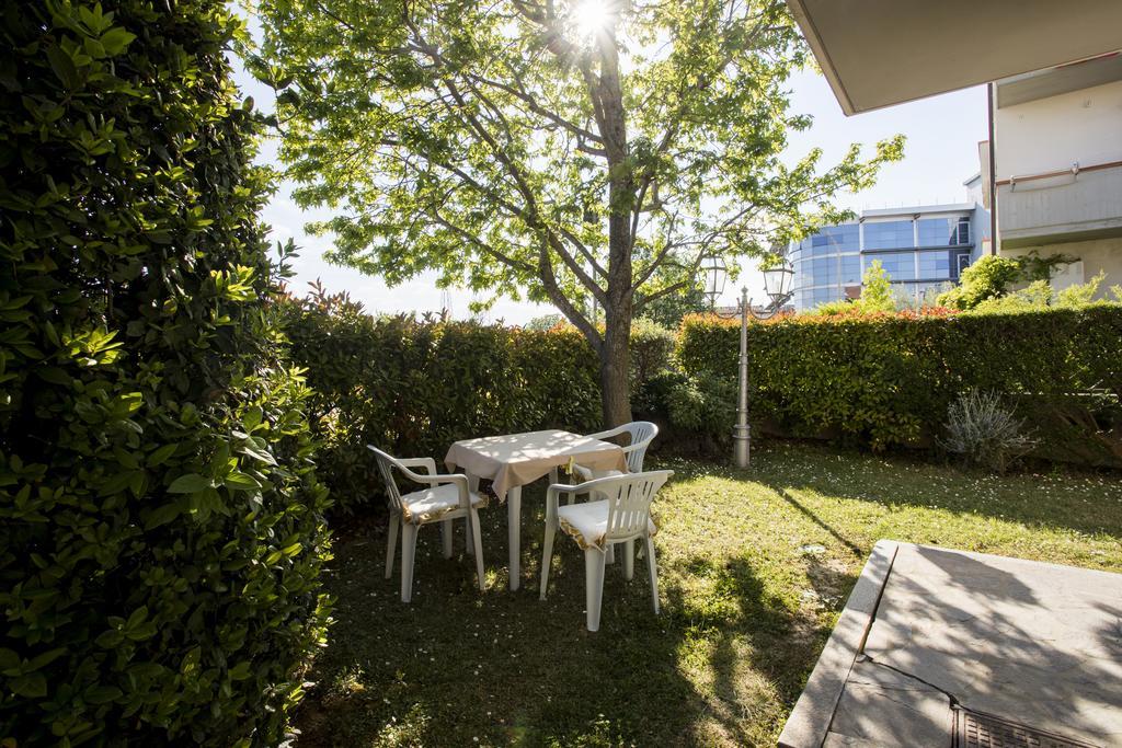 Dimora Rinaldi Apartment Empoli Luaran gambar