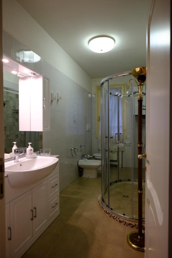 Dimora Rinaldi Apartment Empoli Luaran gambar