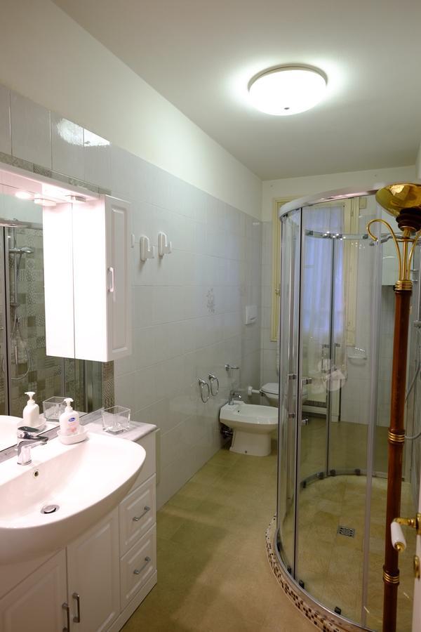 Dimora Rinaldi Apartment Empoli Luaran gambar